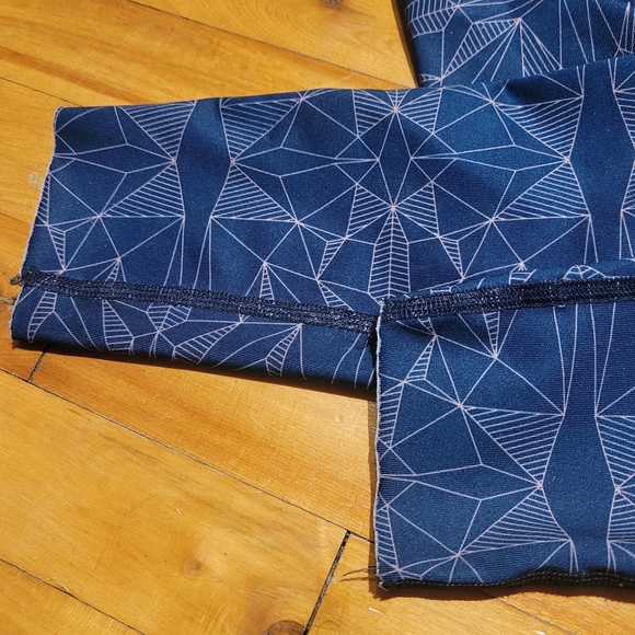 Geometric Patterned Blue Leggings Rose Buddha - Picture 5 of 7